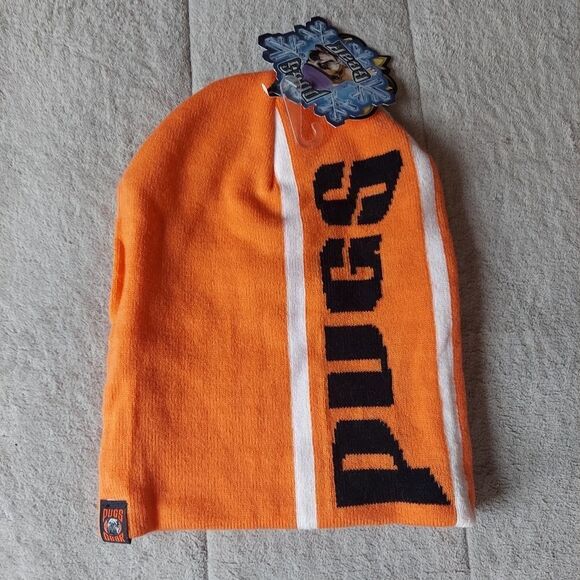 NWT PUGS Slouch Beanie Winter Hat - Picture 1 of 4